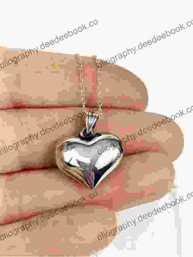 Silver Chain Bracelet With A Heart Shaped Pendant Chain Style: 5 Contemporary Jewelry Designs