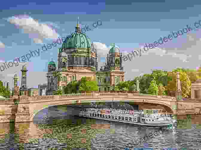 Spree River Cruise Berlin City Tour Berlin Travel Guide With 100 Landscape Photos